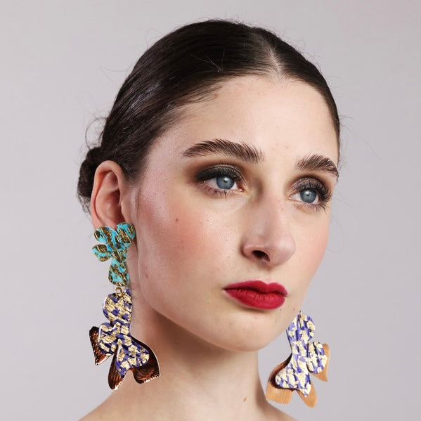 Blossoms “Hortensia no.1” earrings in aqua/lilac/gold sgraffito