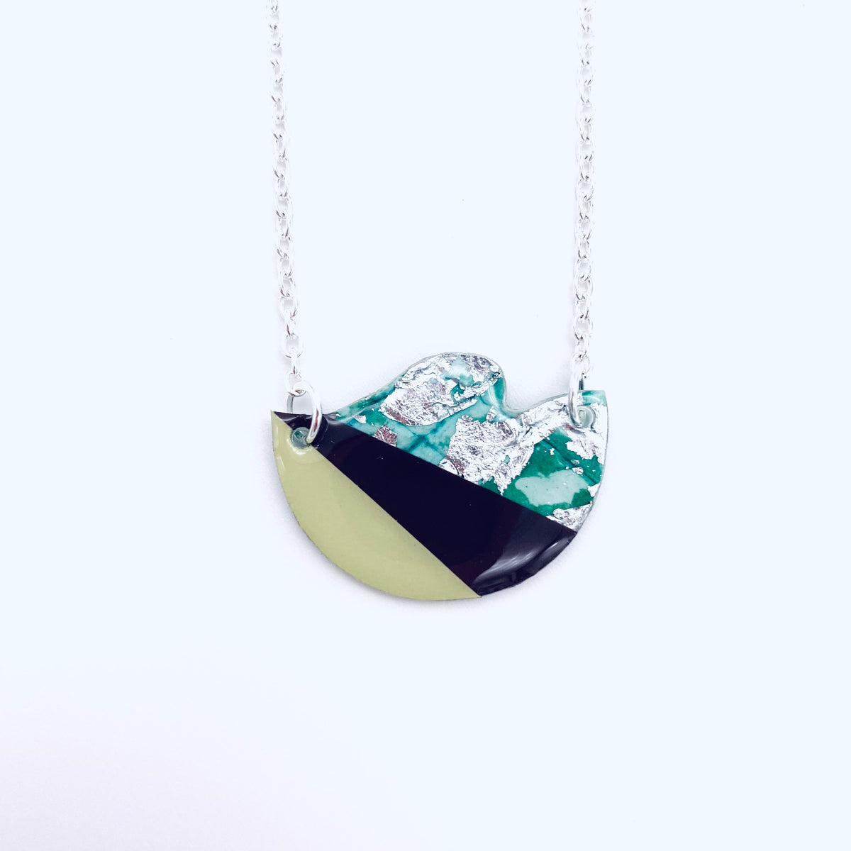 Tonn sgraffito necklace in celadon/grape/lichen/silver