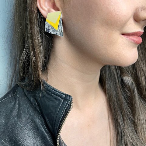 Earrach sgraffito earrings in silver/grey/yellow/sage - Rothlú