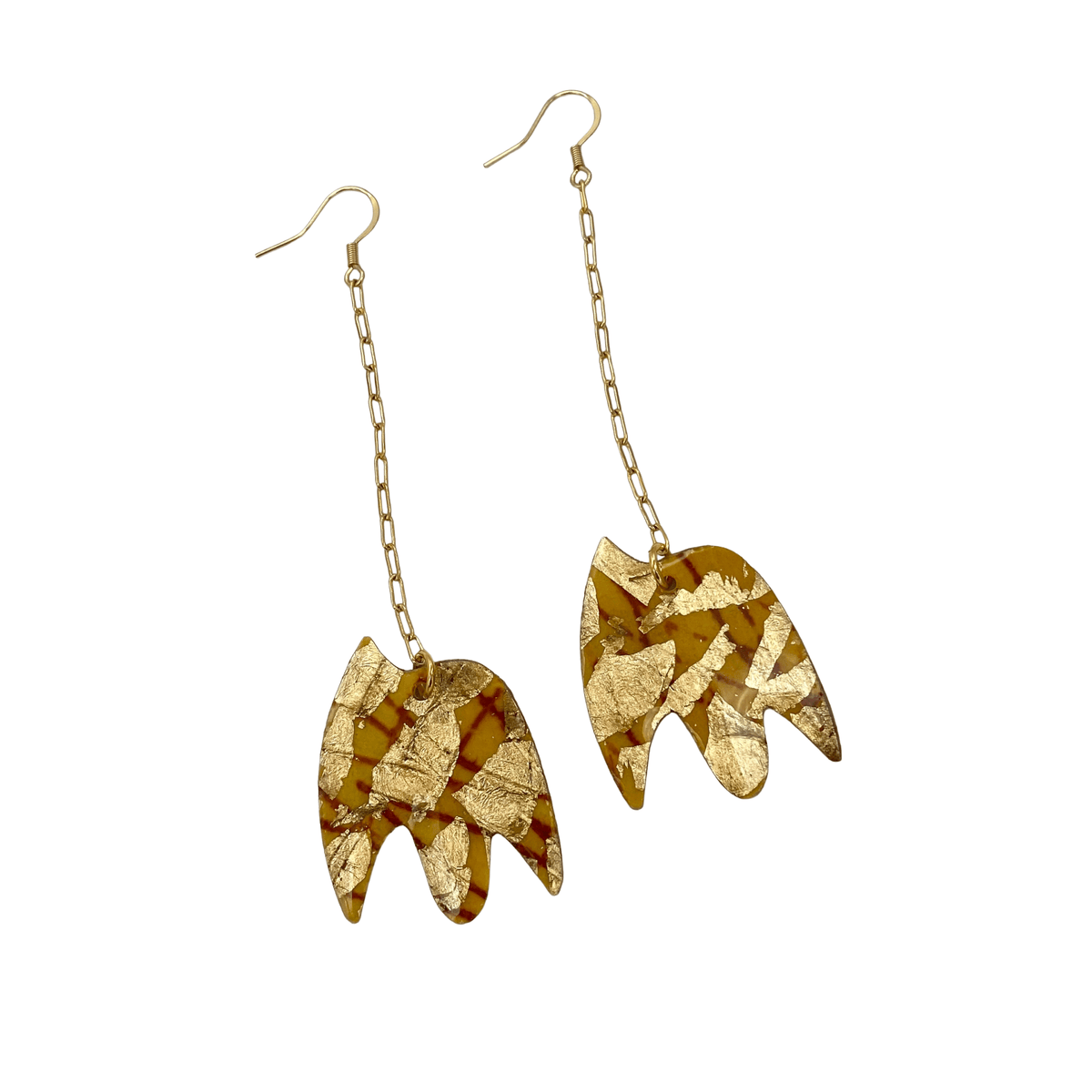 Fódla sgraffito earrings in golden honey - Rothlú