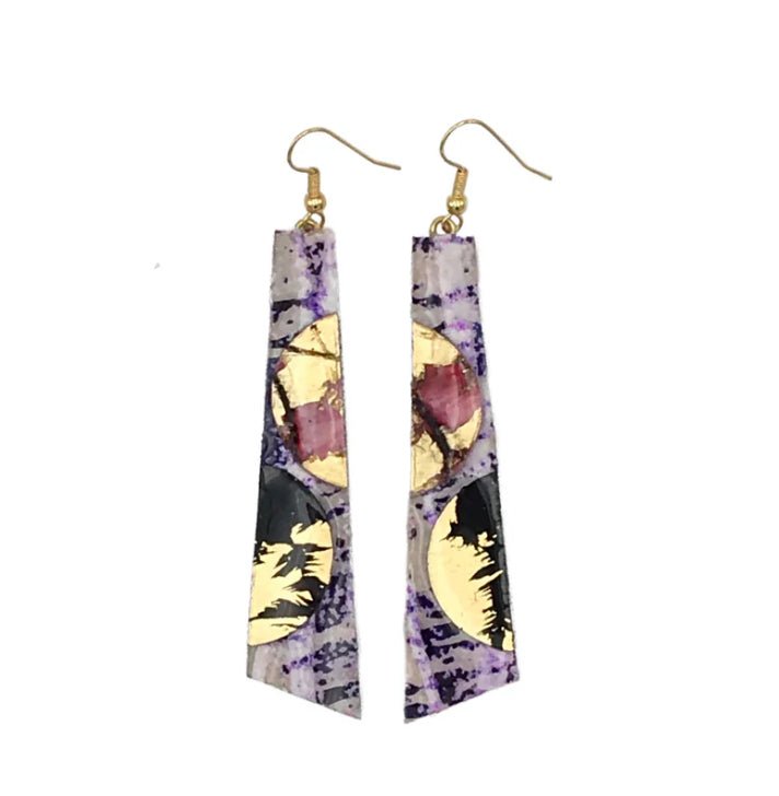 Hoop - La batik textile earrings in purple/red/black/gold - Rothlú