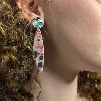 Moondrifter sgraffito textile earrings in silver/pink/jade - Rothlú
