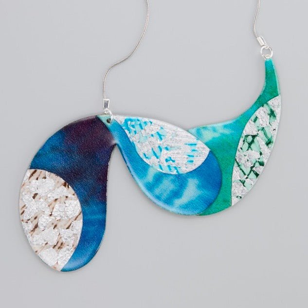 Uisce Úr sgraffito & shibori silk torc necklace in blues/greens/mist/silver - Rothlú