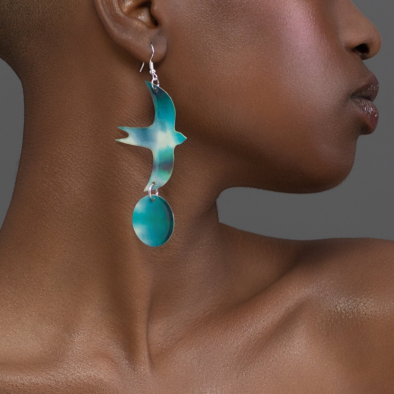 Bird Disc shibori silk earrings in blues - Rothlú