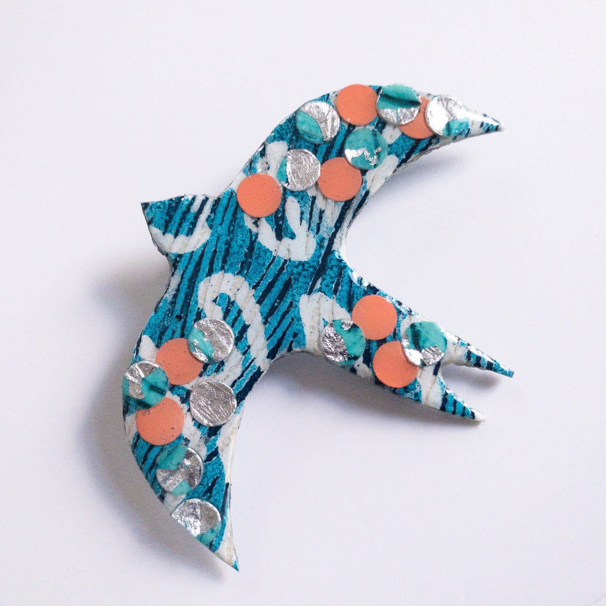 Éan textile brooch in teal/coral/sea blue/silver - Rothlú
